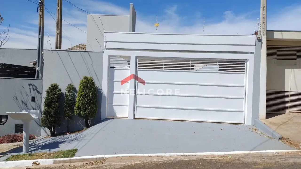 Casa em Rua Santos Dumont - São Paulo - Marília/SP
