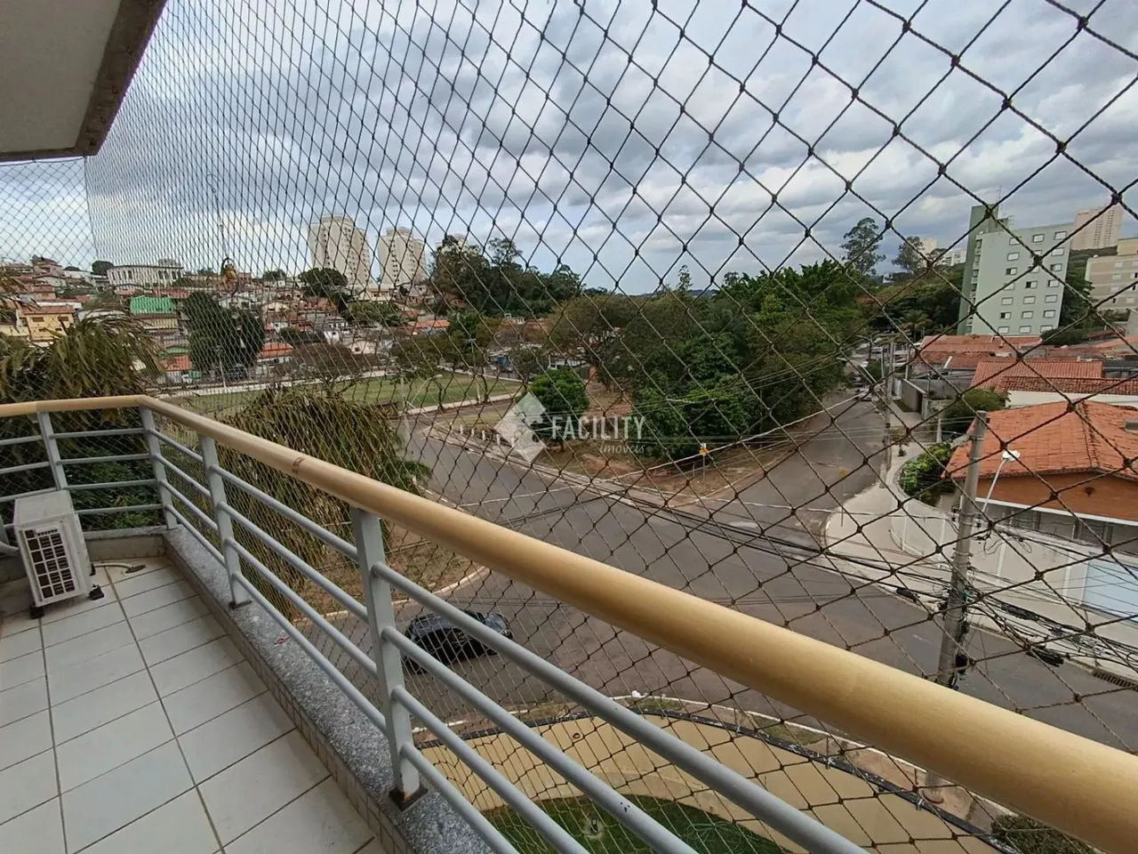 Apartamento para locação no Parque Brasilia.