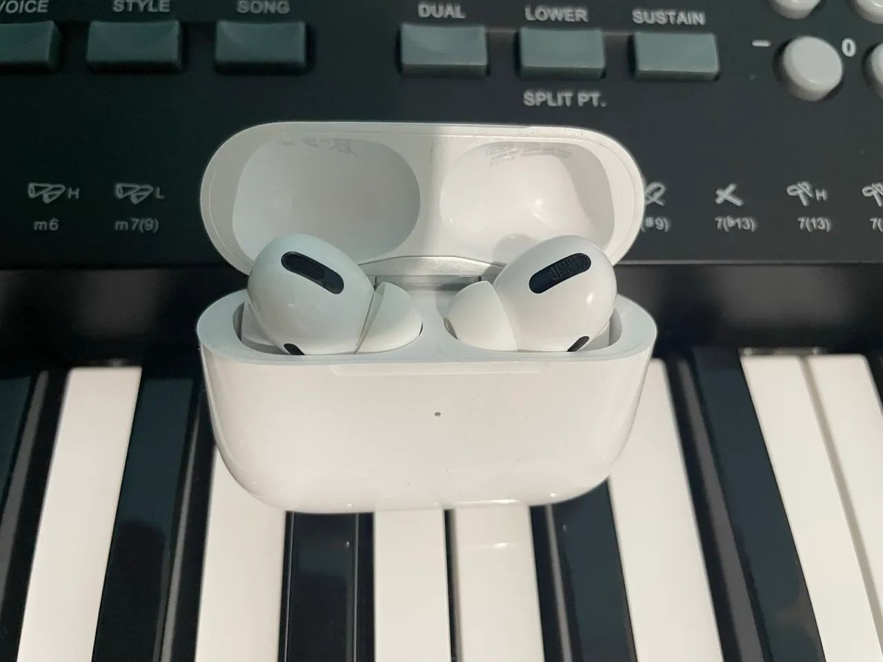 airpods64520763653891120