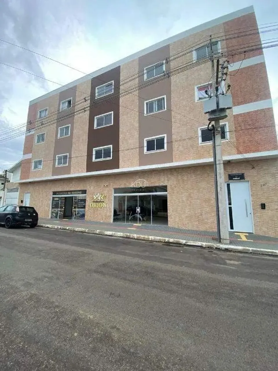 ALUGA-SE APARTAMENTO NO BAIRRO JARDIM RIVA LIVRE DE CONDOMÍNIO