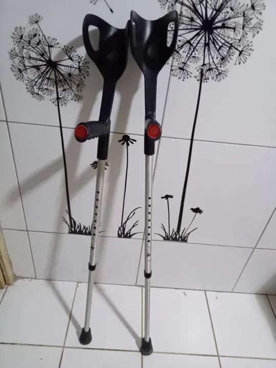 Par de Muletas de Braço - Novas
