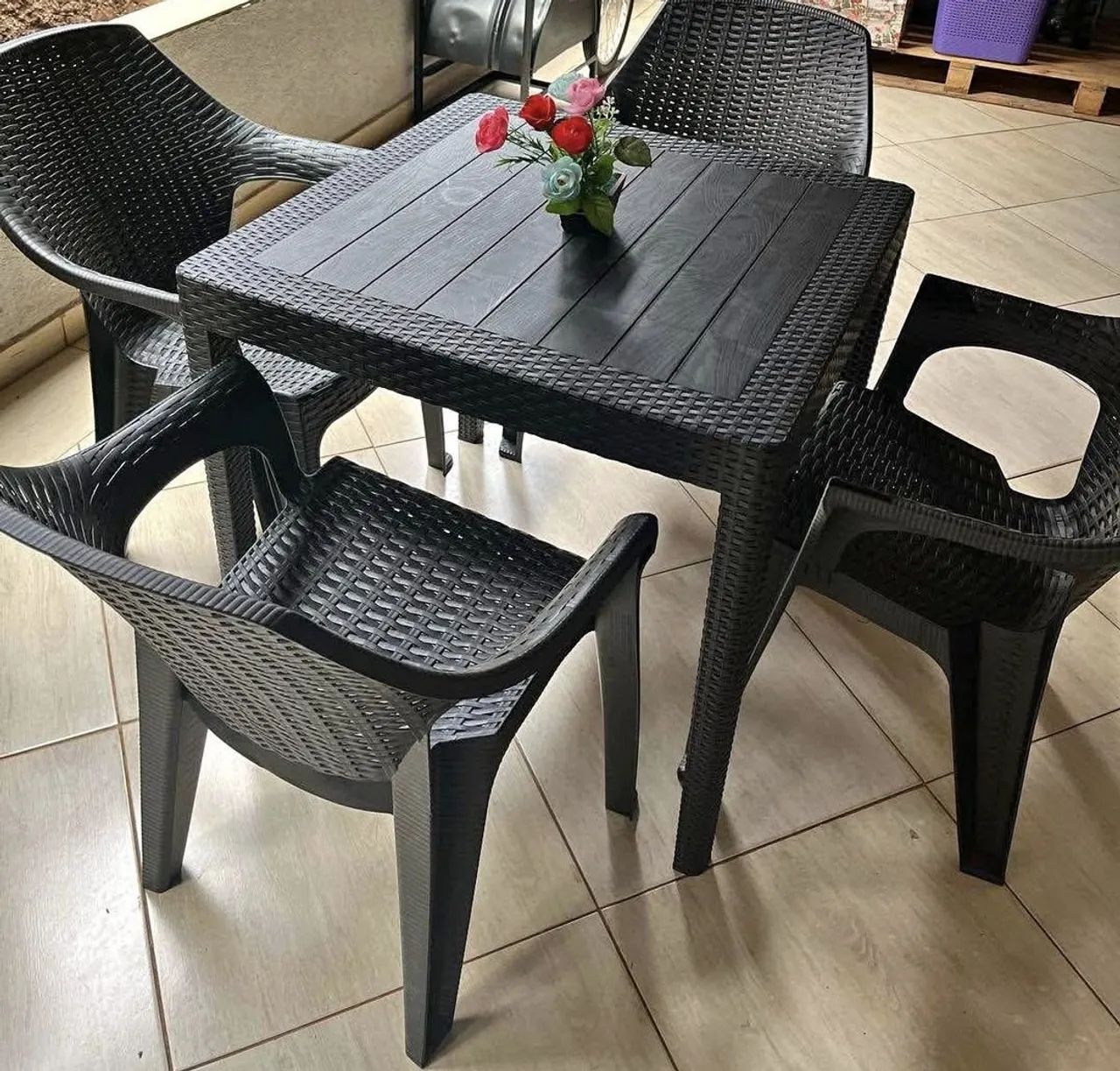 Jogo de mesa rattanzcom mesa desmontável,de 689,00 por 549,90 - Foto 2