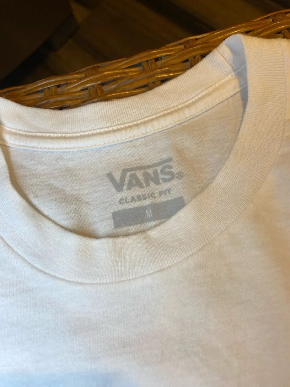 Camiseta Vans Off The Wall - Branca - Foto 4