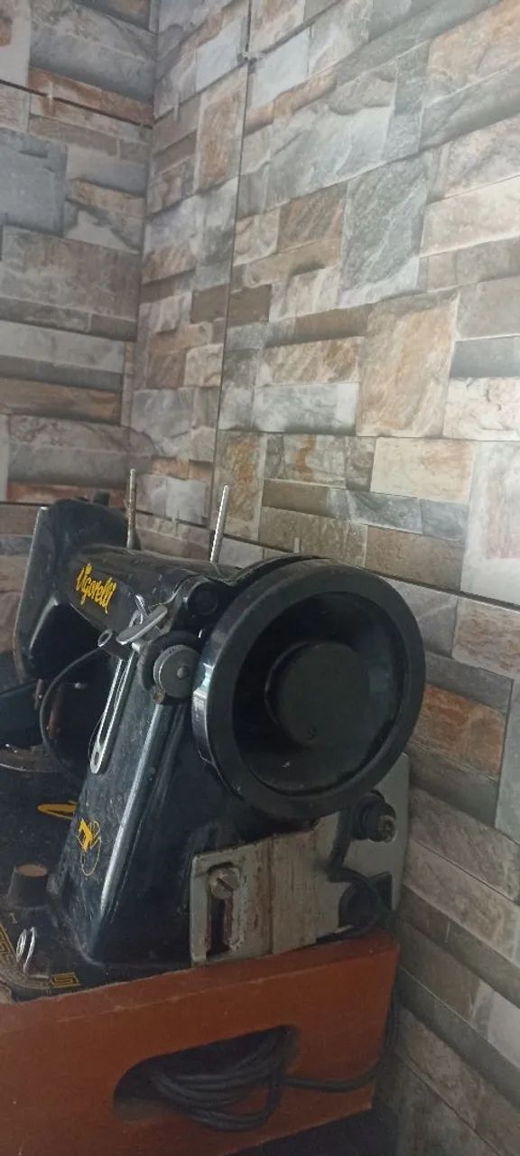 Máquina de Costura Vigorelli precisa revisão antiga  - Foto 3
