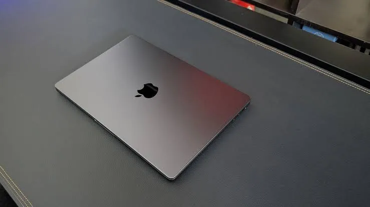 MacBook Apple M4 | 16GB RAM ? 512GB SSD | Garantia ? Estado de Novo!