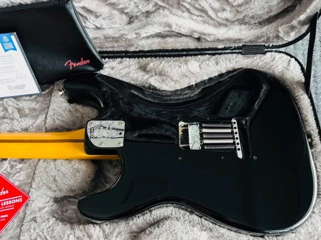 Fender American Professional II Stratocaster - Preta (Semi-Nova) - Tarracha com Trava - Foto 3