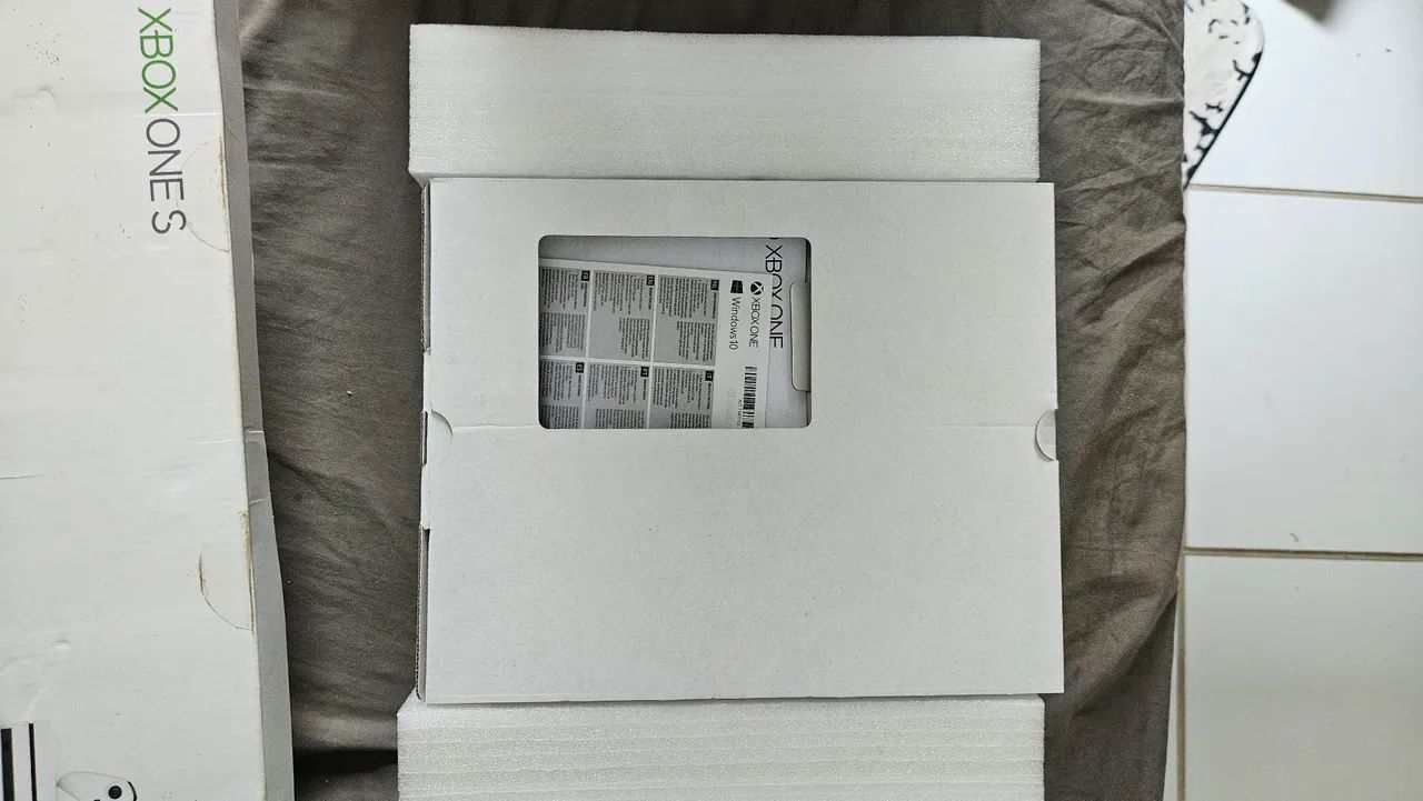Xbox One S - 4K Blu-Ray e HDR - Foto 5