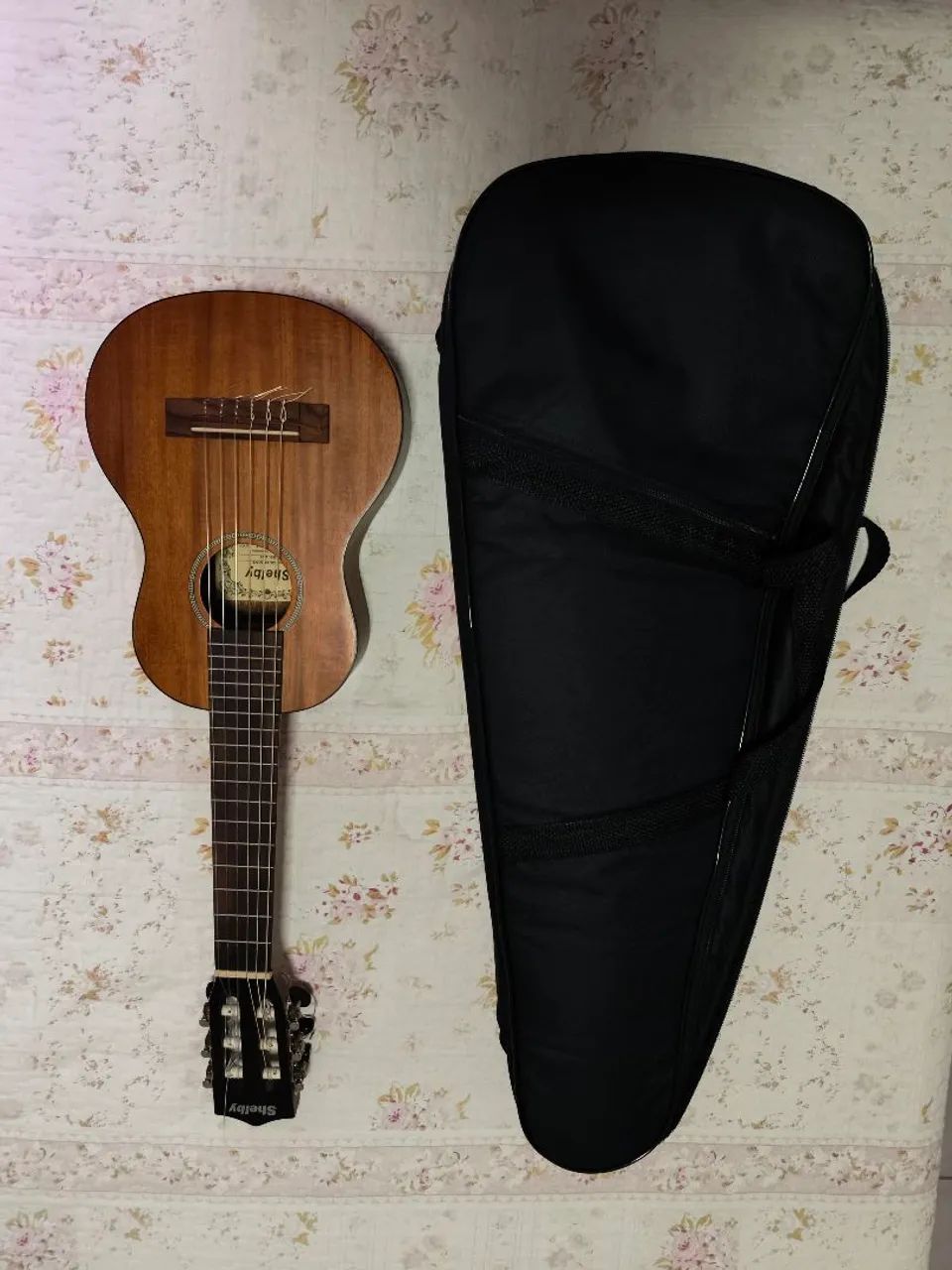 Guitalele Violão pequeno. - Foto 4