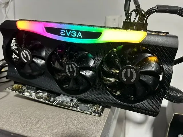 Placa de Vídeo EVGA GeForce RTX