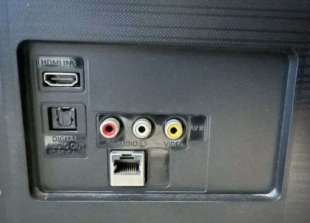 TV Samsung smart 4k 50 troco por menor - ler descrição    - Foto 6