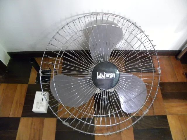 Ventilador de parede 200W - usado