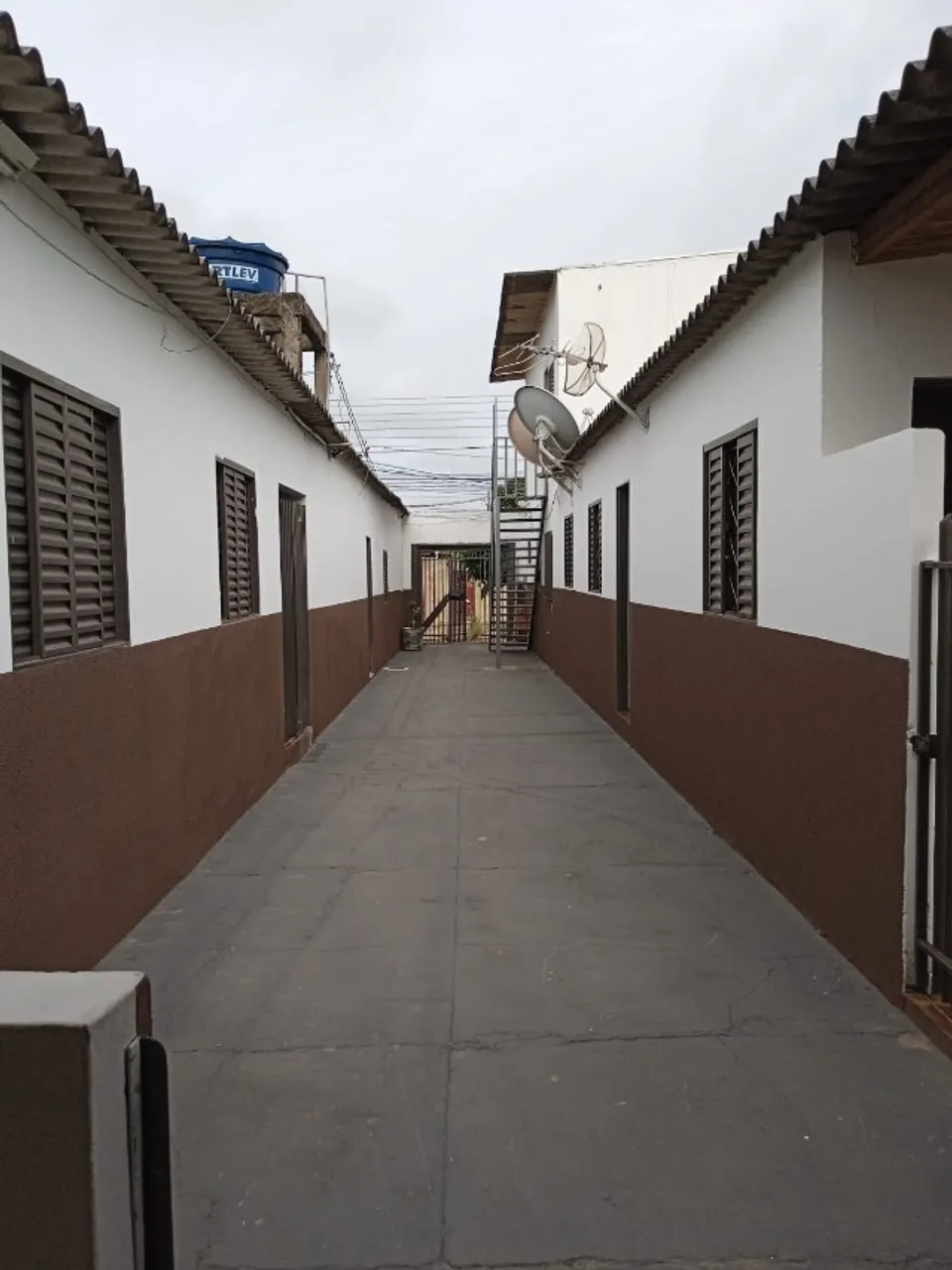 aluga-se Kitnets bairro caiçara