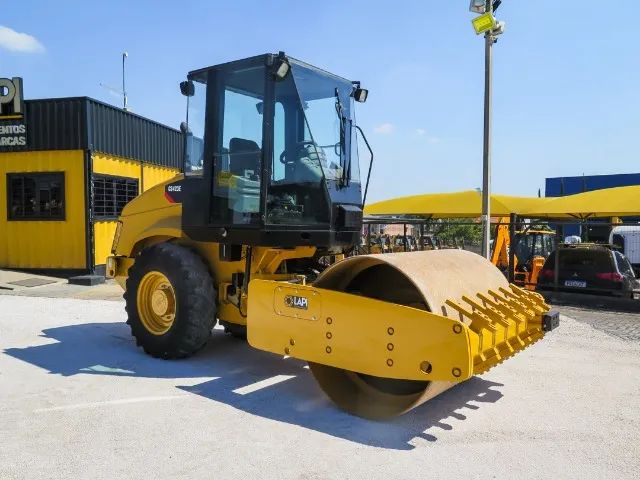 Rolo Compactador Caterpillar CS423E 2013 Revisado