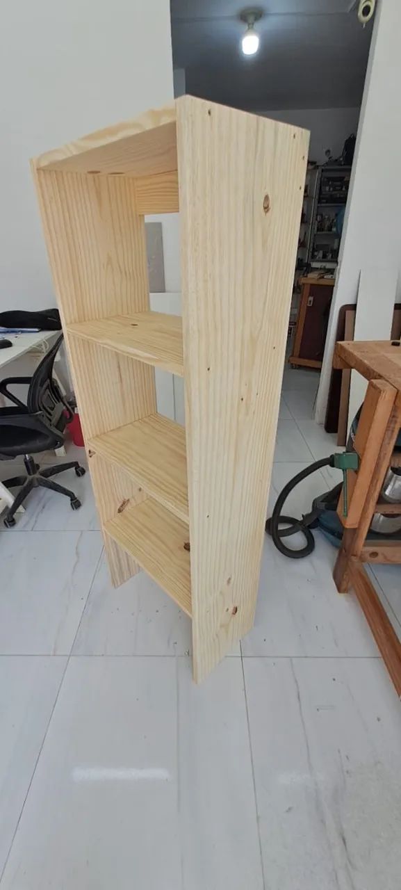 Estante com 4 prateleiras em pinus Tisbe - Foto 2