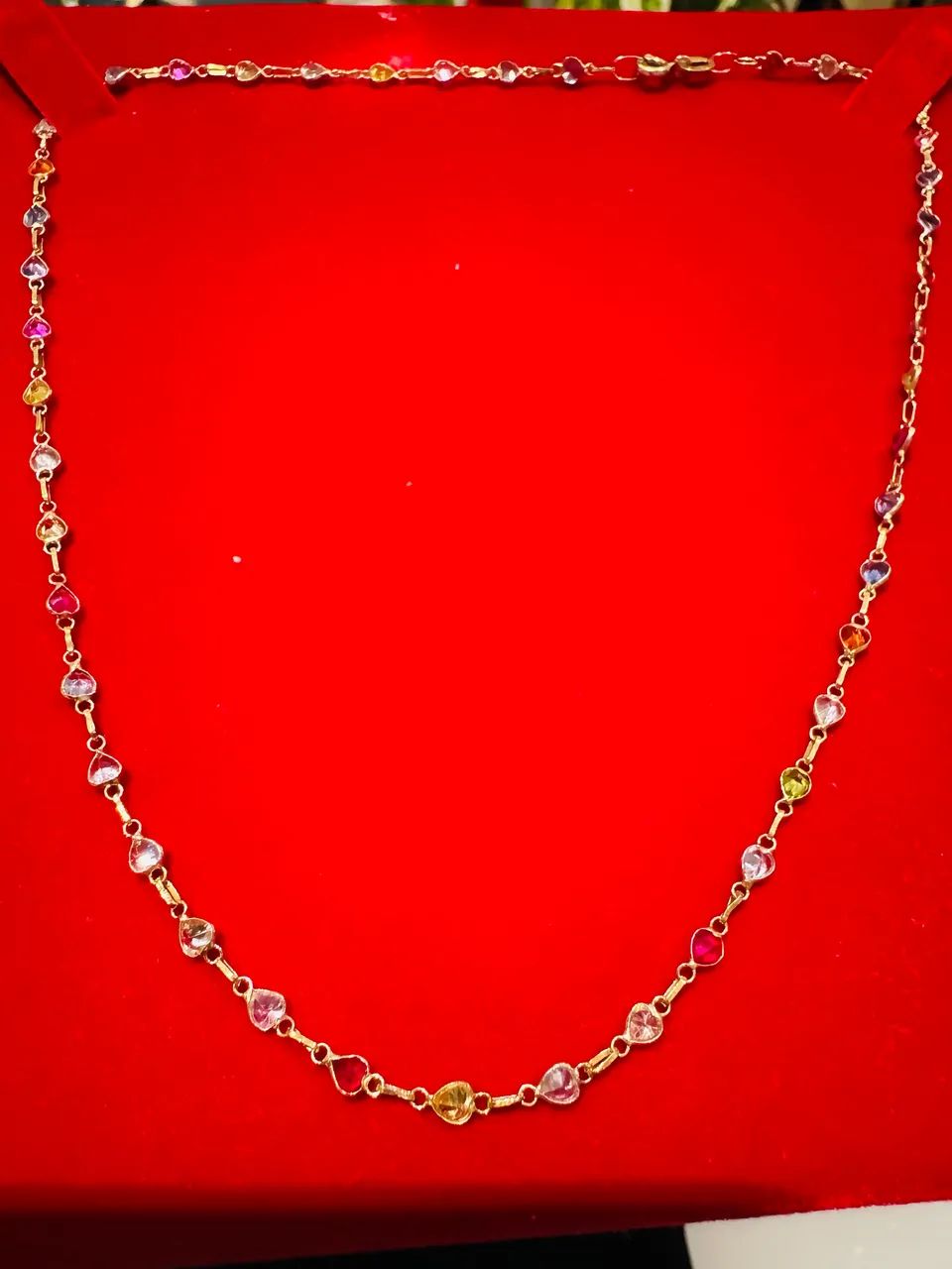 Corrente de ouro 18 com pedras 