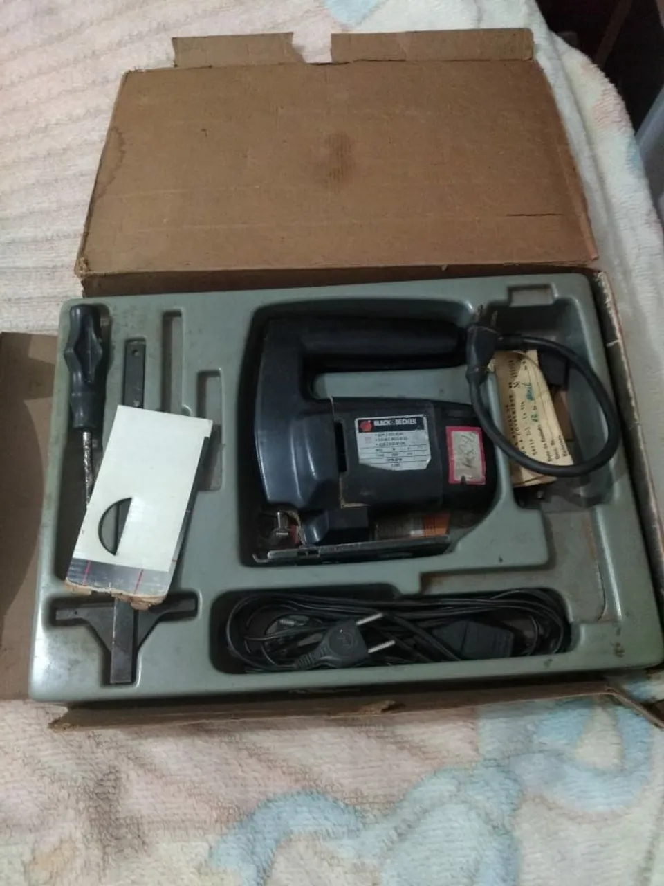 Serra tico tico Black Decker 110v excelente pouco uso!