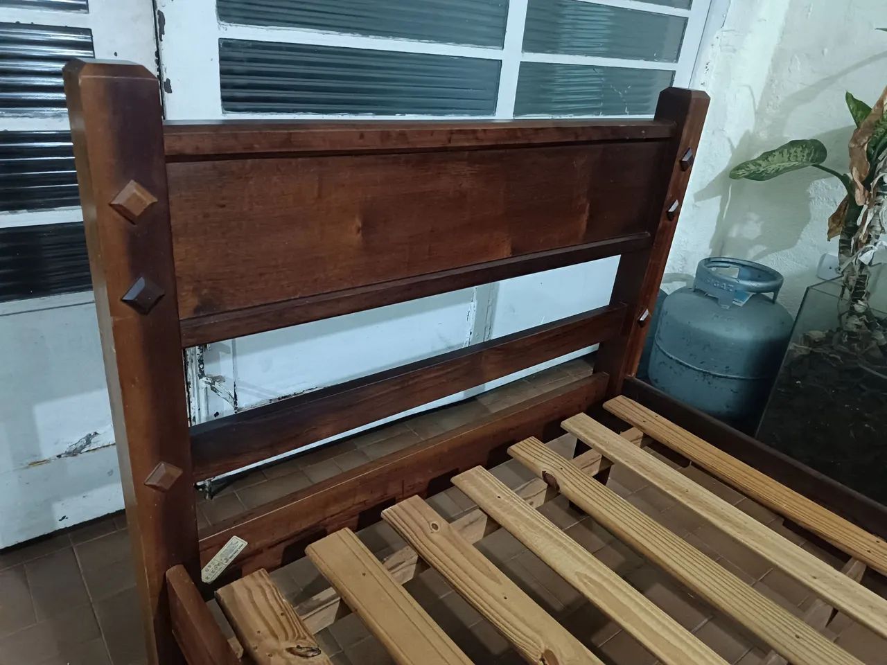 Cama de solteiro madeira maciça  - Foto 2