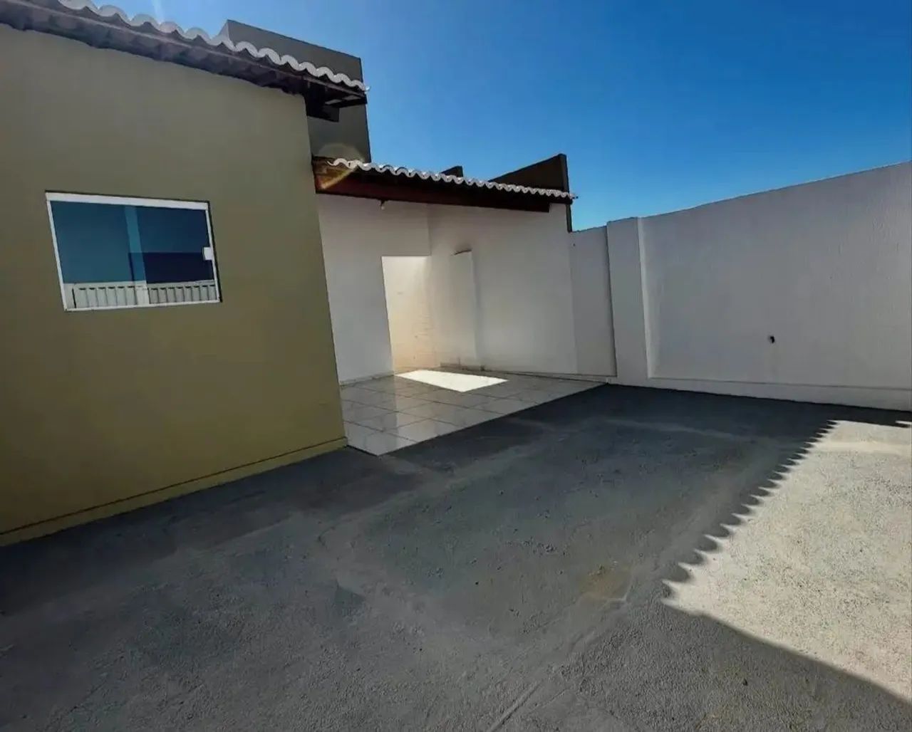 #Casa 2 quartos 1 banheiro em casa amarelo  - Foto 2