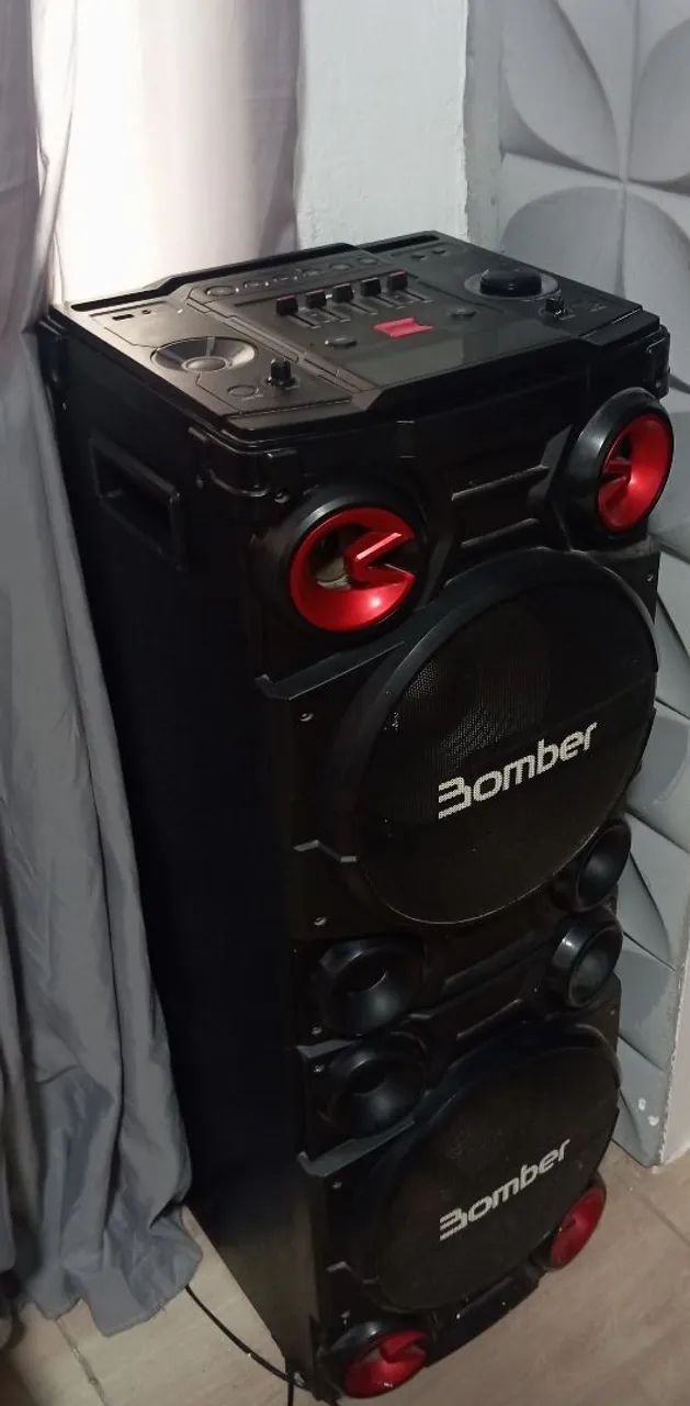 Som Bomber  - Foto 3