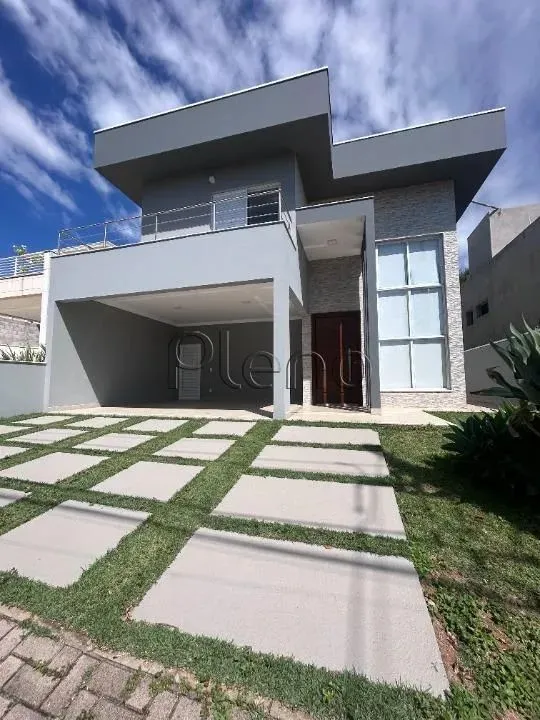 Casa a Venda no Condomínio Vita Verdi em Valinhos. Localizado no bairro Pinheiro.