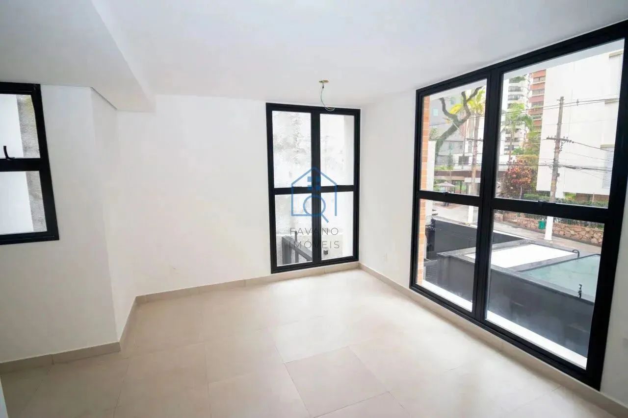 Casa de Condomínio com 2 Suítes e 2 Vagas, 170 m² à Venda em Higienópolis - Foto 2