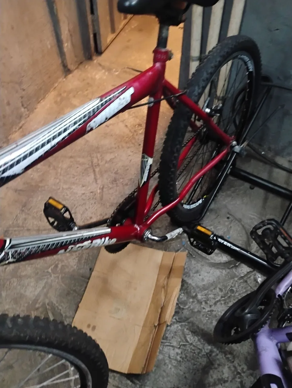 Bicicleta Mountain Bike Vermelha