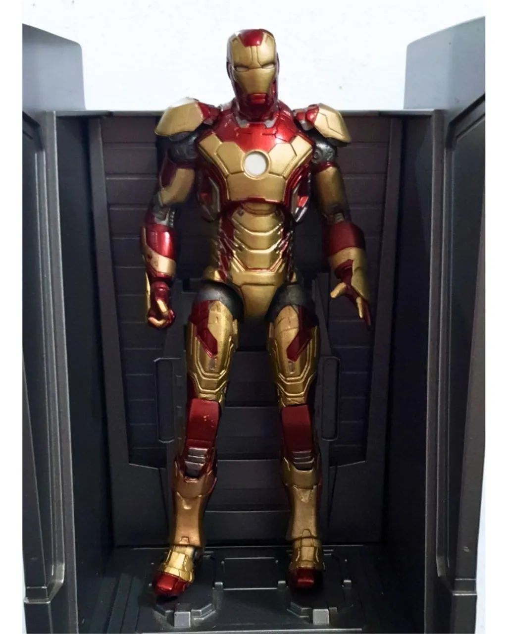 Action Figures variados