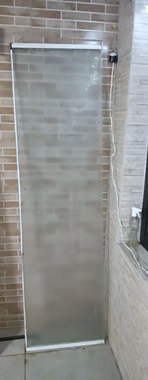 DIVISÓRIA FIXA VIDRO 10mm TEMPERADO FOSCO 2,00 x 0,58 USADO 
