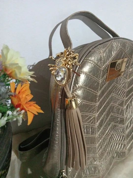 Bolsa Carmen Steffens estilo mochila. - Foto 3