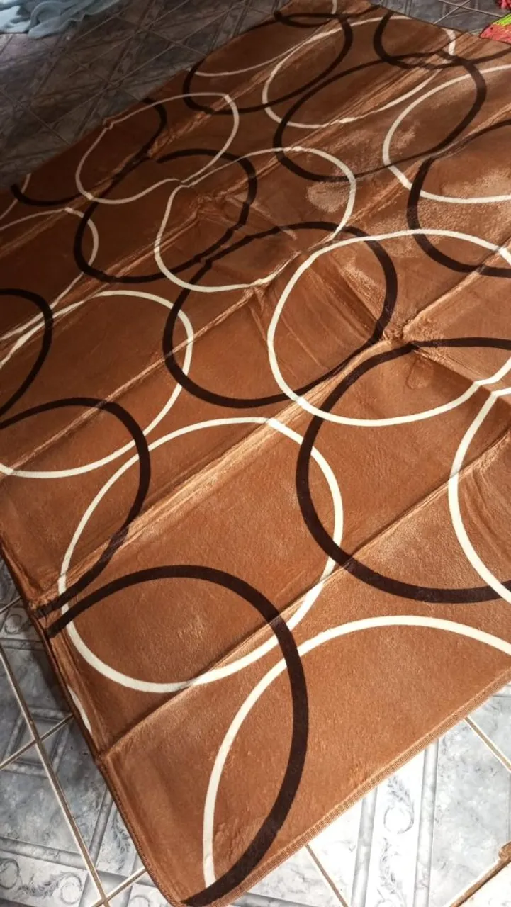 Tapete Moderno com Design Abstrato