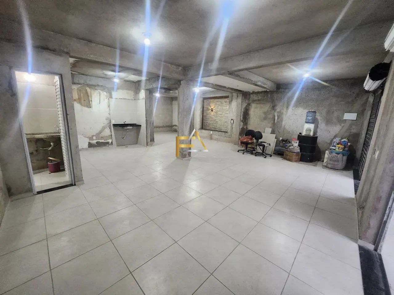 Ponto Comercial Na Av. Bernardo Manoel, 52m² - Foto 14