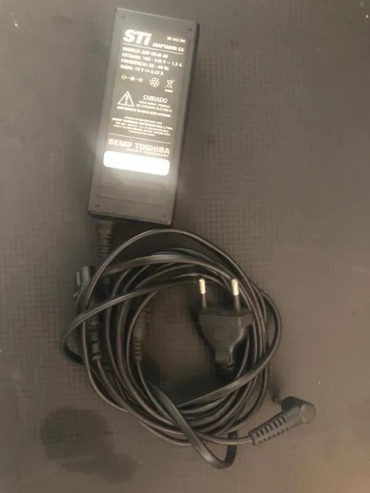 Fonte notebook Toshiba