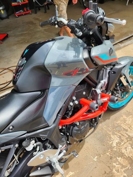 Yamaha MT-03 23/24 só 9mil km - Foto 5