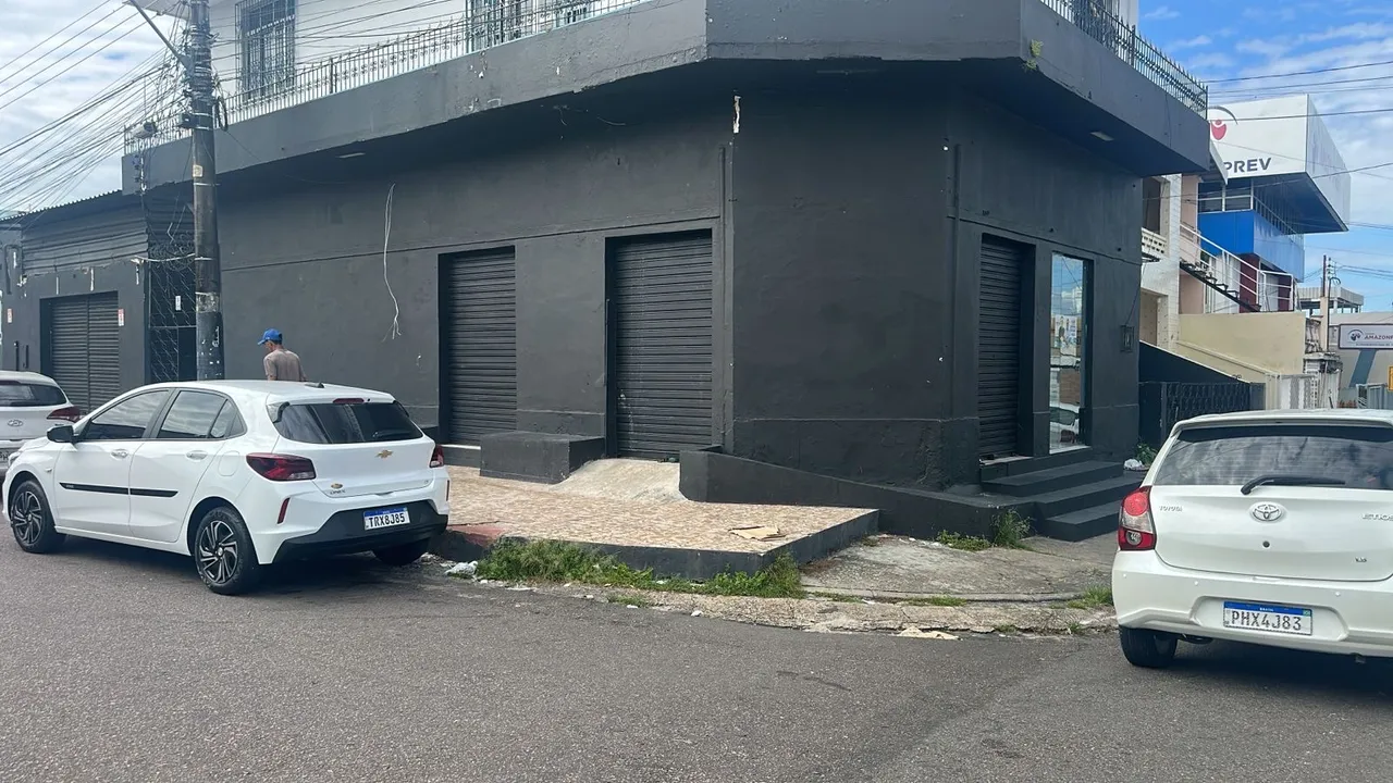 Ponto comercial praça 14/ centro