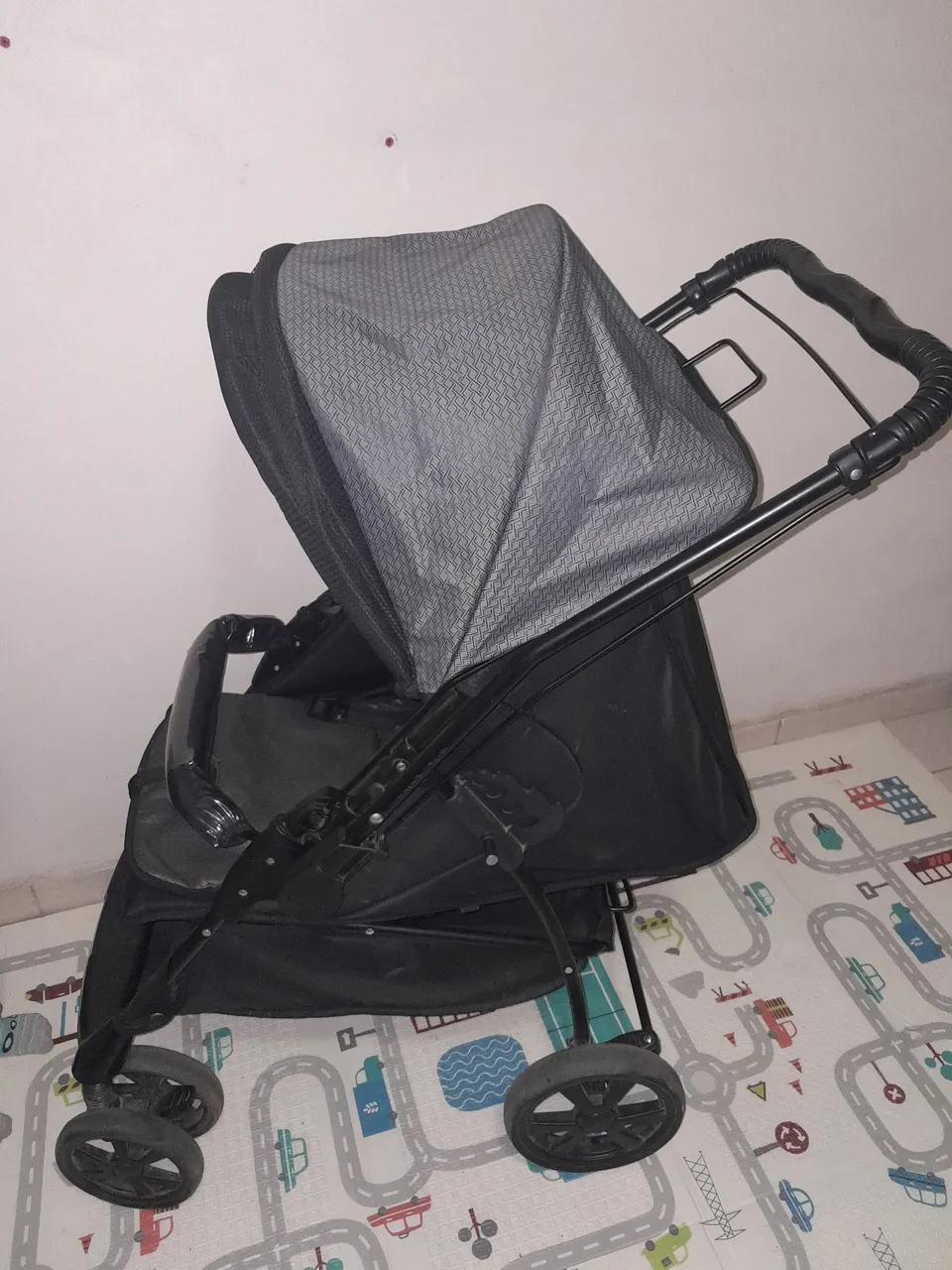 Carrinho de Bebê - Preto