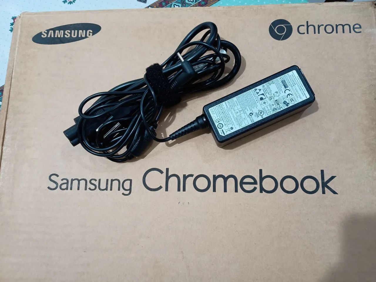 Fonte Chromebook Samsung 12V 3.33A - Original