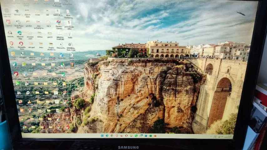 Monitor TV Samsung T240M - Foto 2