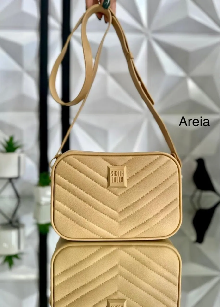Bolsas santa lolla e várias outras marcas de qualidade
