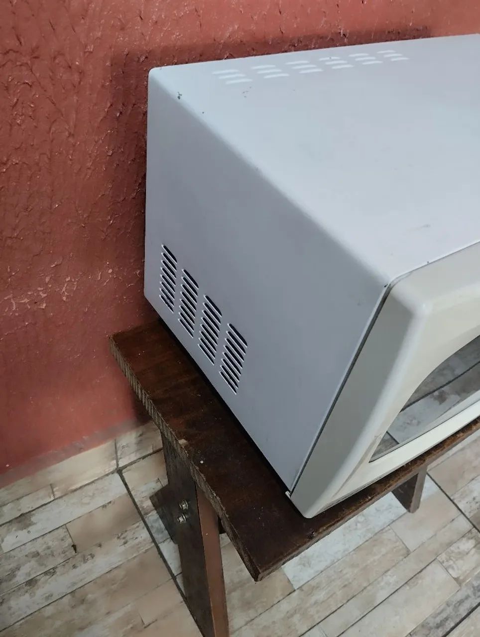 Microondas Eletrolux 20 litros  - Foto 4