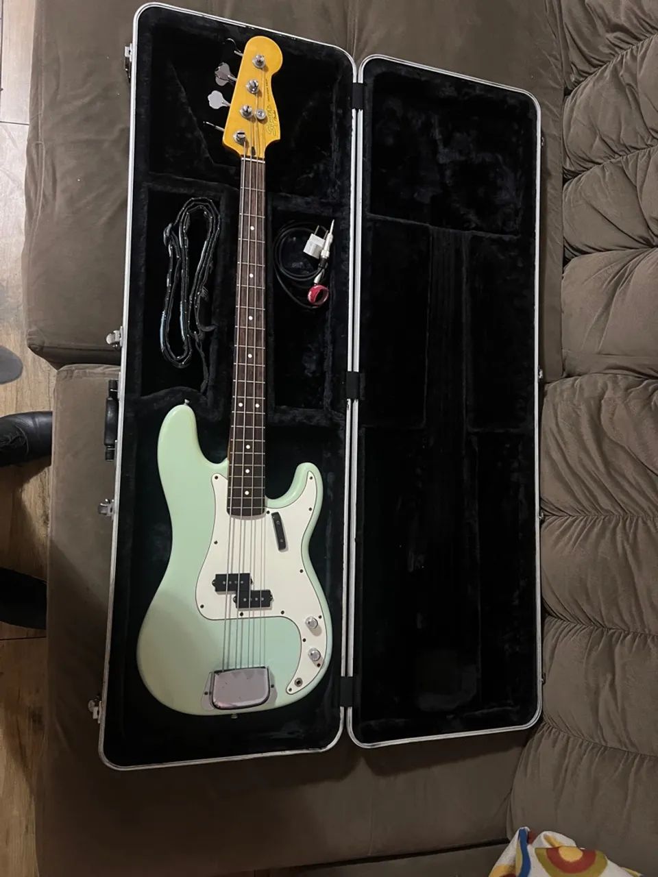 Baixo Fender Precision - Foto 2