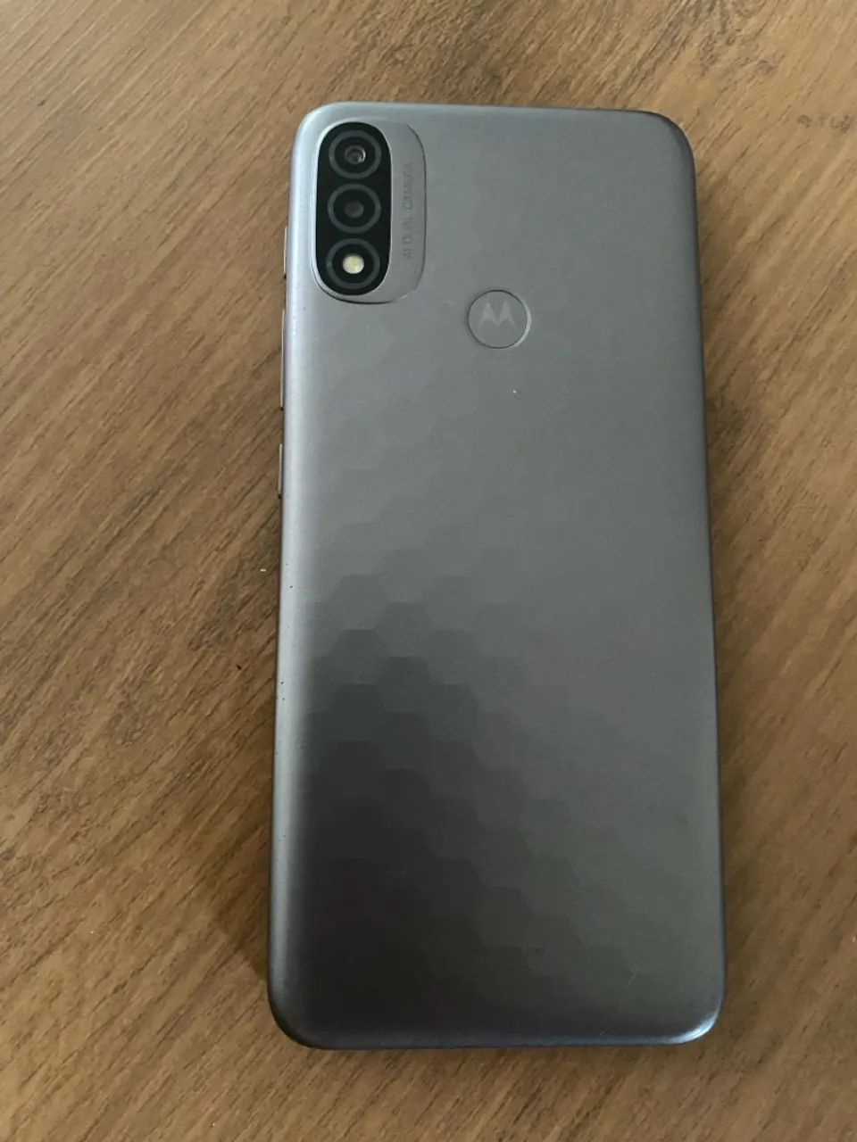 MOTO E20 Com carregador