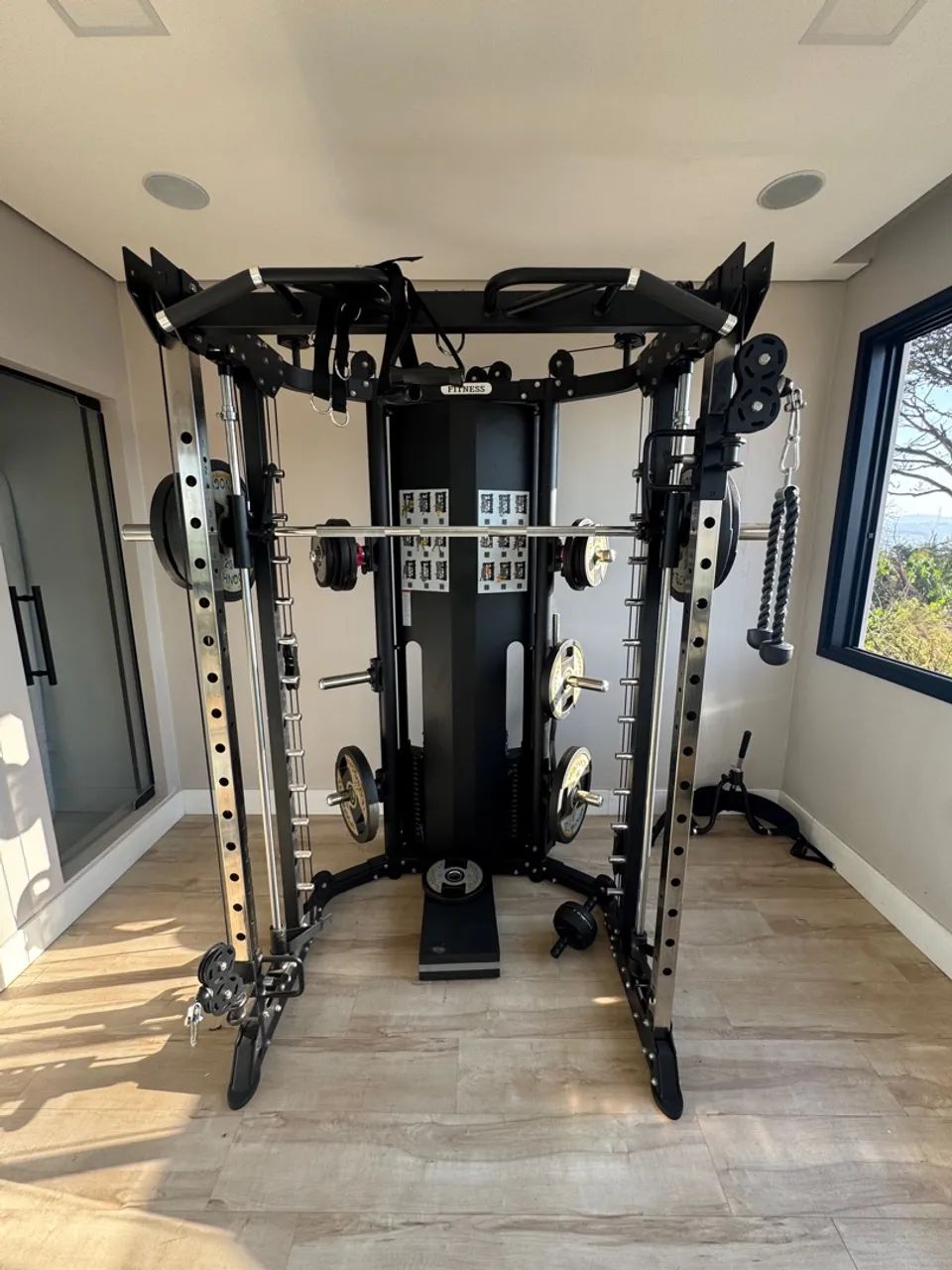 Smith Machine Multifuncional Profissional com anilhas - Foto 3