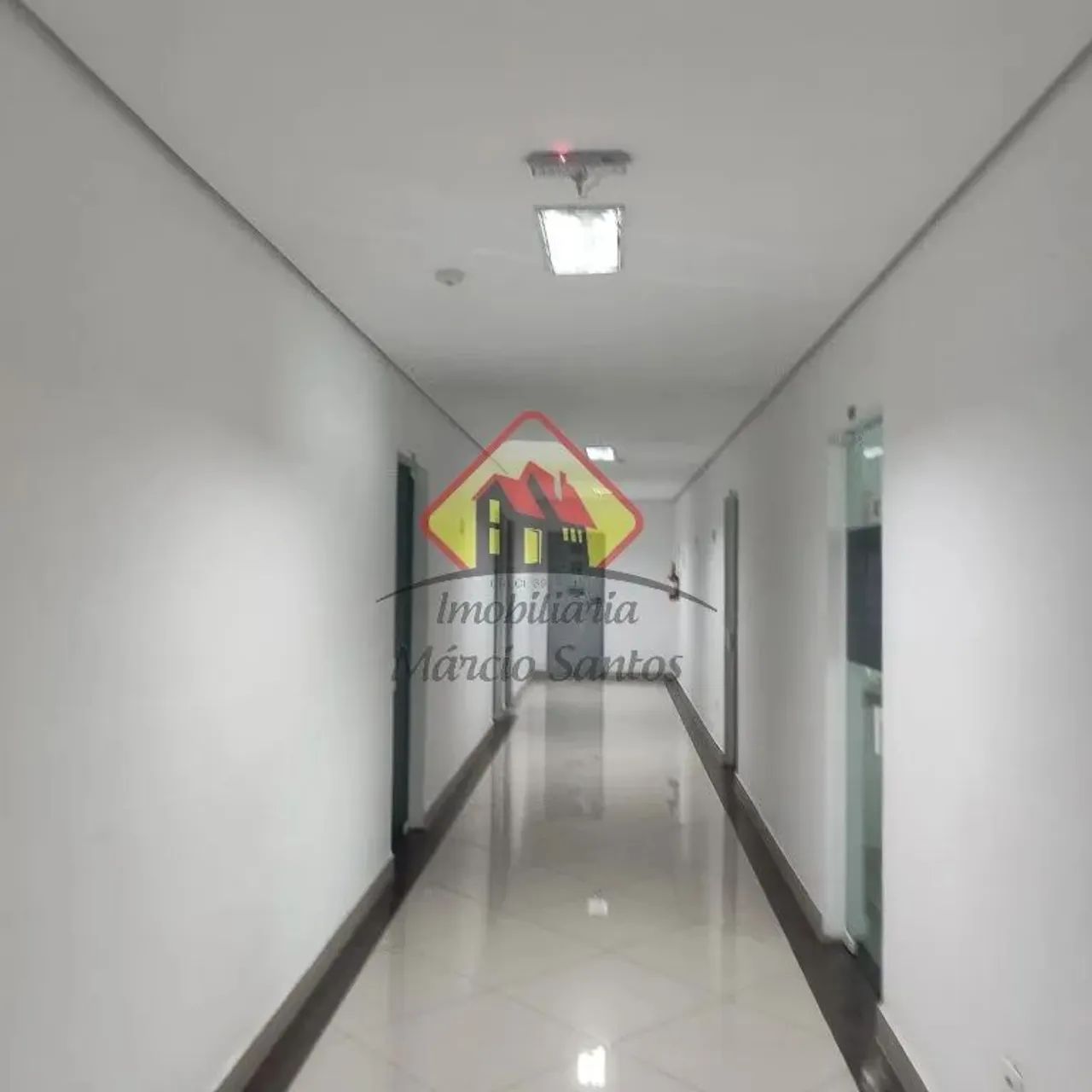Sala comercial à venda em localização privilegiada em Taubaté!Imperdível!