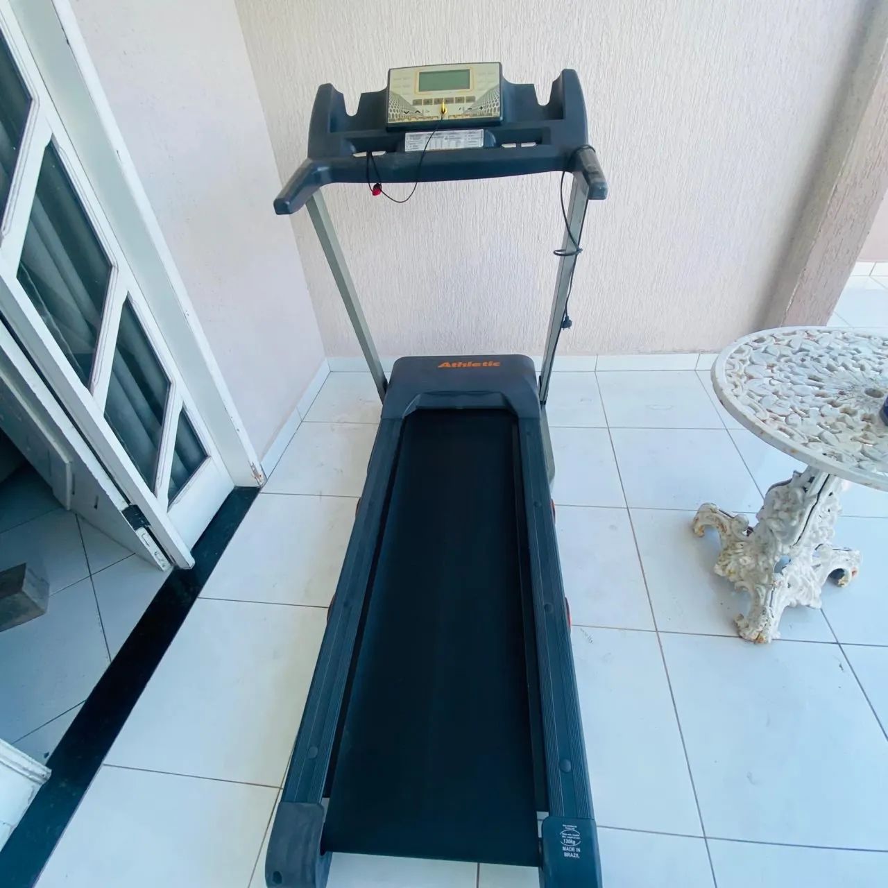 Esteira Ergométrica Athletic 720EE Seminova - Placa não está funcionando  - Foto 2