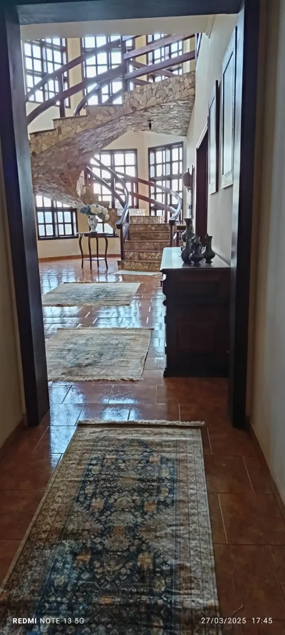 Sobrado de alto Padrão à venda na Cidade de Colina-SP