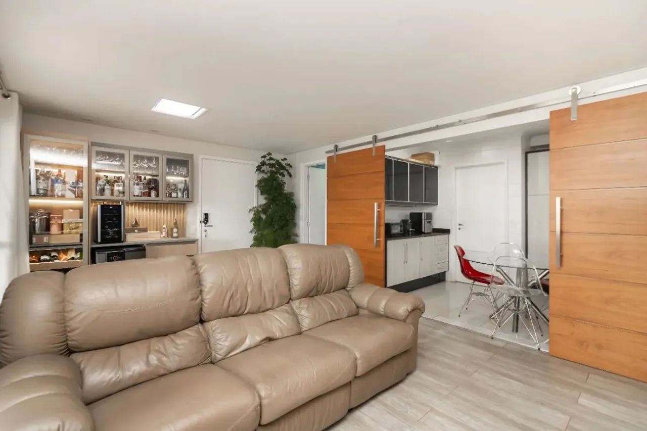 Apartamento tipo para venda com 4 quartos, sendo 2 suítes, 140m² - Foto 4