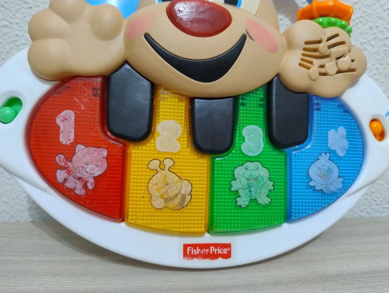 Piano Musical Fisher-Price Bilíngue (inglês e português) - Foto 3