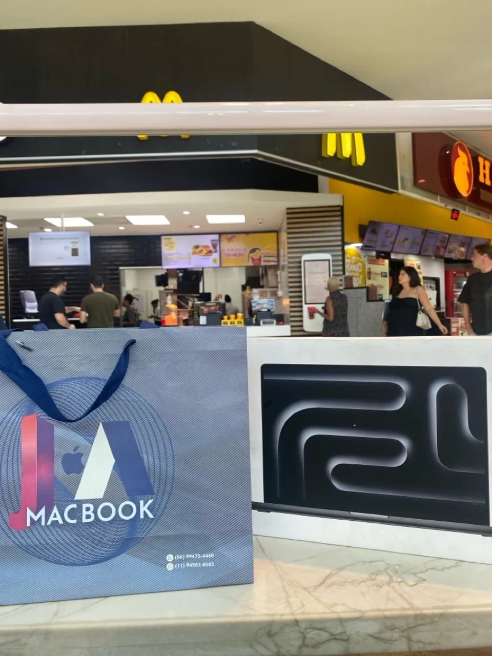 MacBook Pro 16.2 | 2TB | 128GB|M4MAX