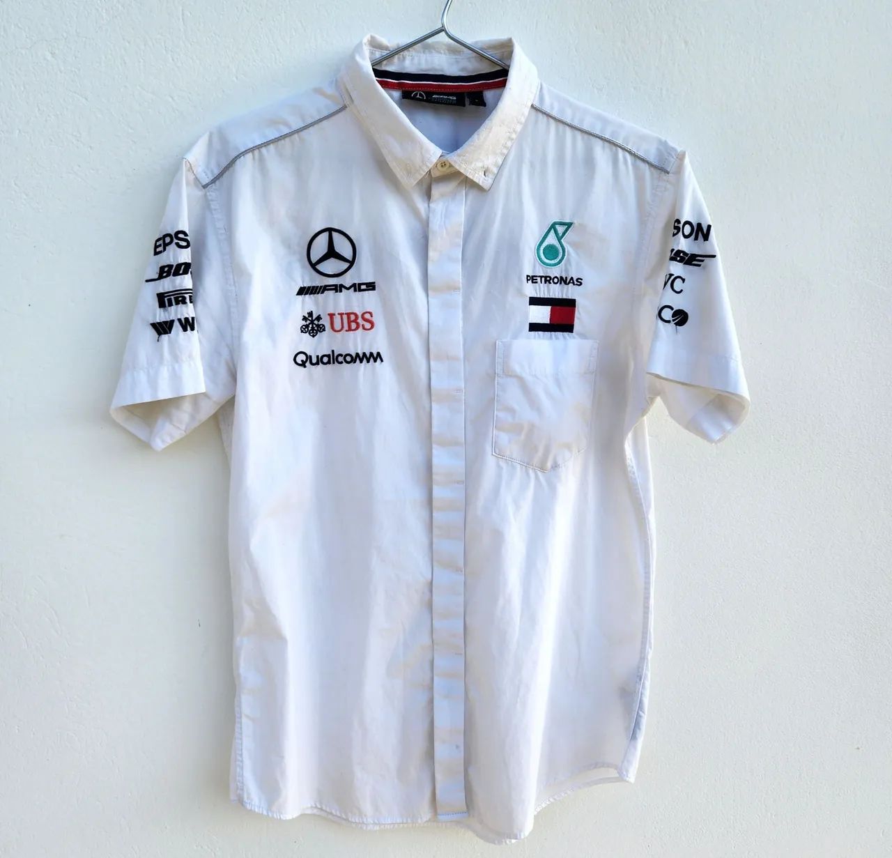 Camisa Mercedes AMG Petronas F1 Team Tommy Hilfiger Formula S