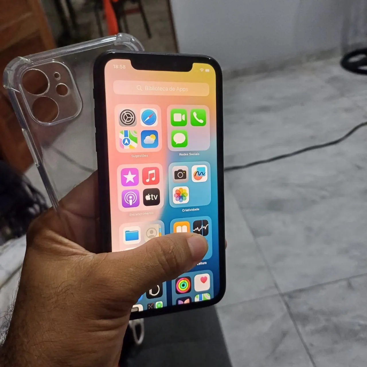 iPhone 11
